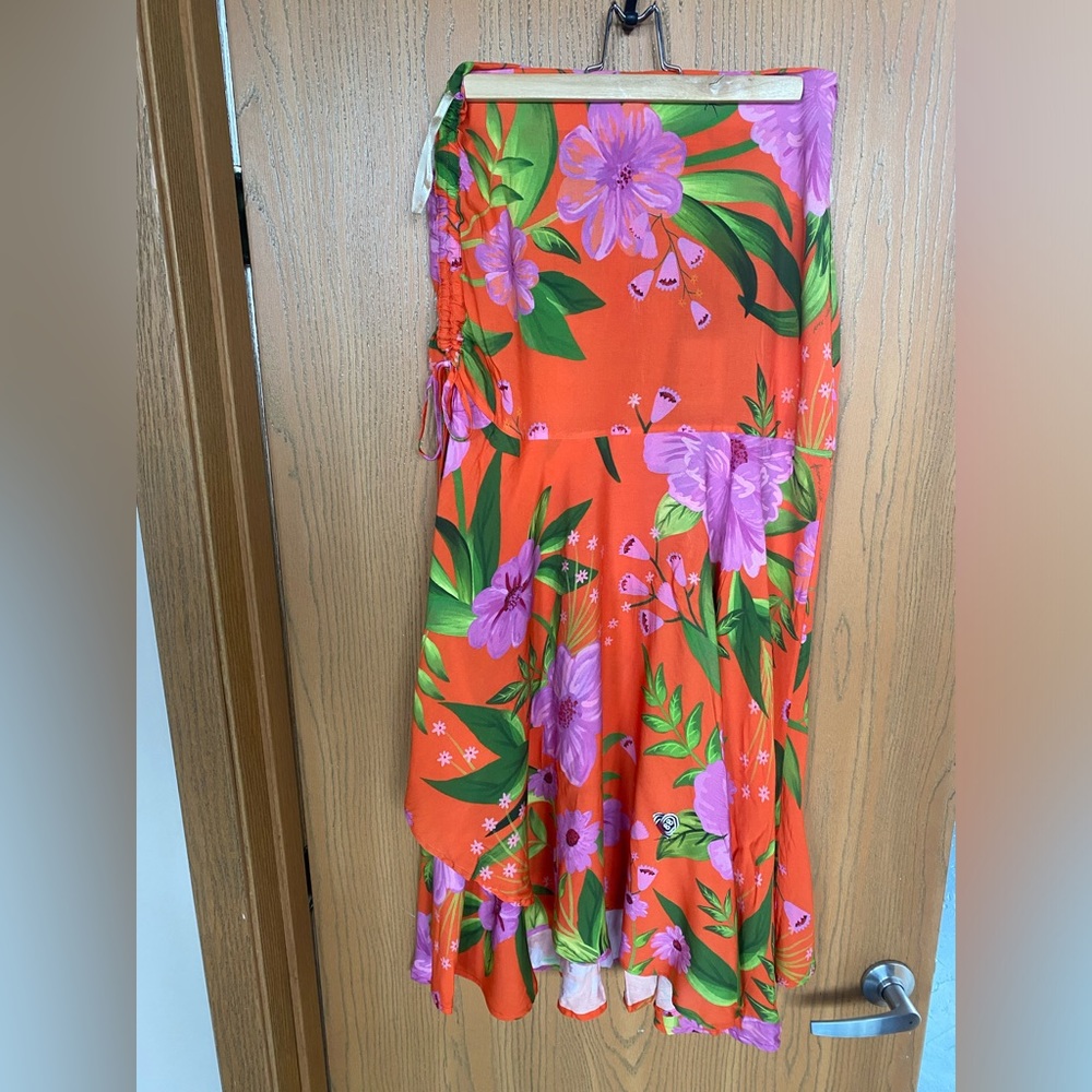NWT Farm Rio floral skirt size Small with side tie